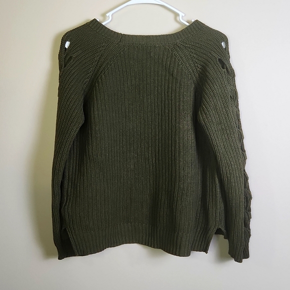 Lucky Brand Olive Green Chunky Knit Cold Shoulder Sweater - Picture 4 of 6